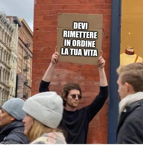 Meme bagno di realtà.